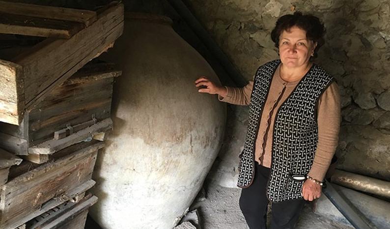 Smithsonian: Unearthing Armenia’s Giant, Ancient Earthenware