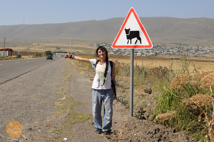 Hitchhiking tips for women traveling in Armenia